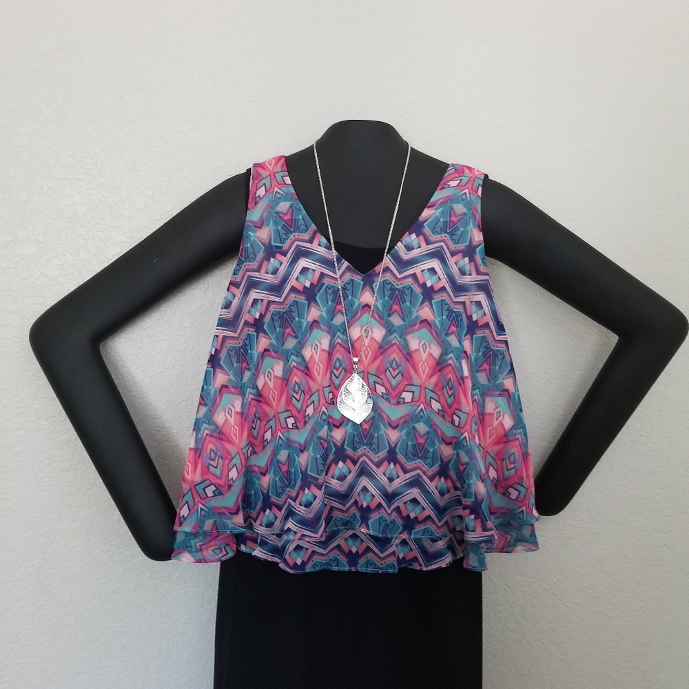 Decree flounce crop crisscross tank top XL